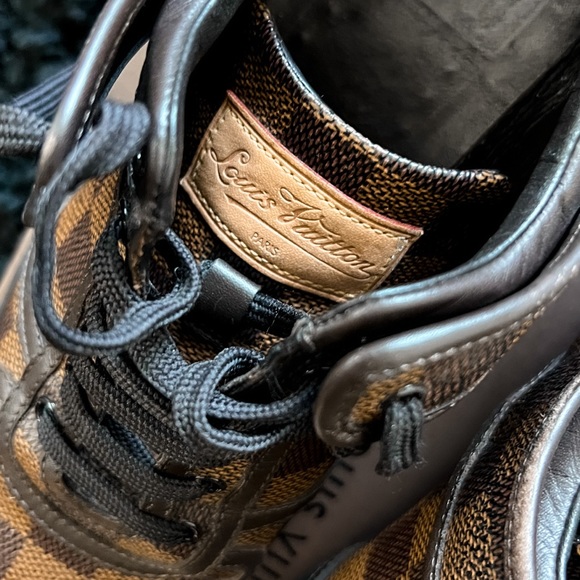 ‼️SOLD‼️ Louis Vuitton Damier Ebene Boogie Sneakers - Picture 4 of 8